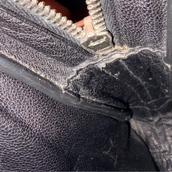 Prada Vintage Black Saffiano Leather Briefcase - Picture 11 of 11